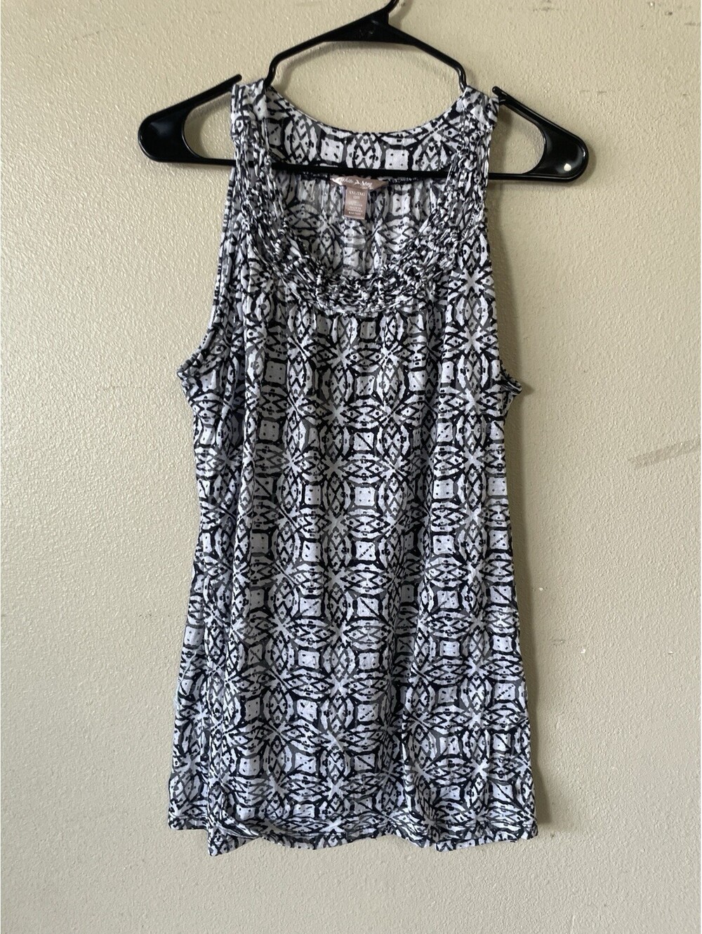white stag plus 20 geometric tank black white Sleeveless Round Neck smocked